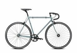 Fuji Feather -Cykel Salgsbutik 2021 fuji feather coolgray cykel basen