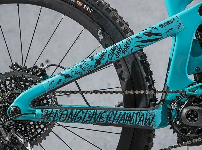 DyedBro Chainsaw Rammefolie – Sort 7 DyedBro Chainsaw Rammefolie – Sort - Billede 5