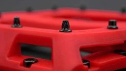 DMR Bikes DMR Pedal V11 – Rød -Cykel Salgsbutik DMR V11 MTB flat pedal high performance affordable nylon all mountain bike platform pedals grippy Moto Pins