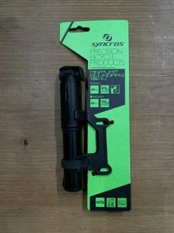 Syncros Boundary 1.5HP Mini Pumpe – Small -Cykel Salgsbutik IMG 0959 scaled 1