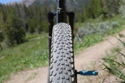 Maxxis Rekon Race 29×2,35 EXO -Cykel Salgsbutik Maxxis Rekon Race on stumpy 29 Impact Sun Valley
