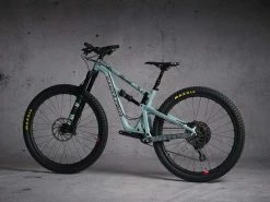 DyedBro Aotearoa Rammefolie Sort – Mat -Cykel Salgsbutik aotearoa black 2 96c1b4ef 729b 4cca 8efd f53cf6330643 1024x1024@2x