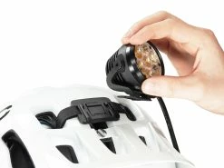 Lupine Betty R14 Lygte Sæt -Cykel Salgsbutik betty helmet frontclick scaled 1